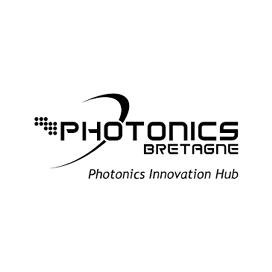 Utilisateur réalité virtuelle pour la formation en photonique